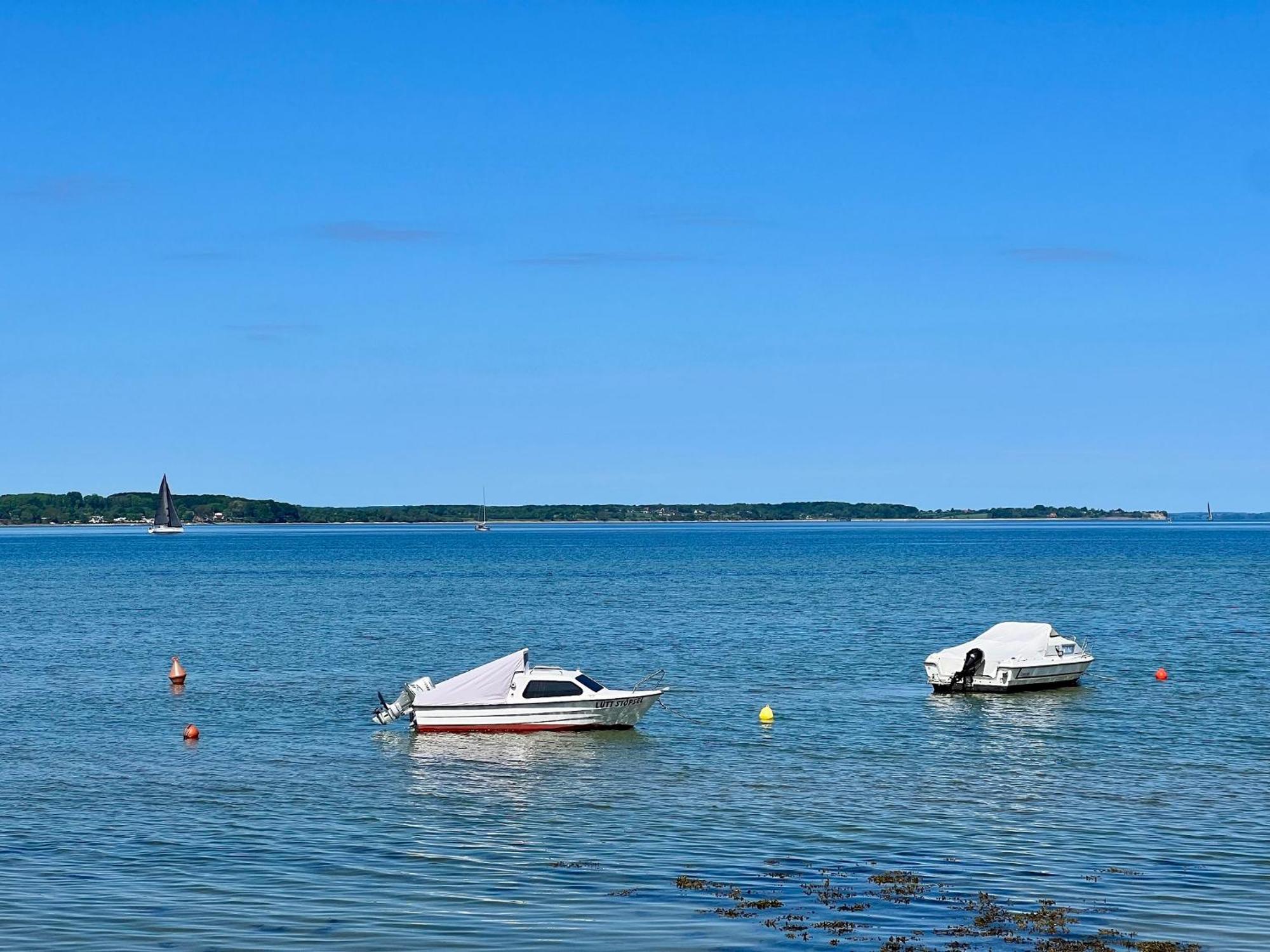 Urlaub Mit Ostseeblick, Schwimmbad, Sauna & Direkte Strandlage Kronsgaard Екстер'єр фото